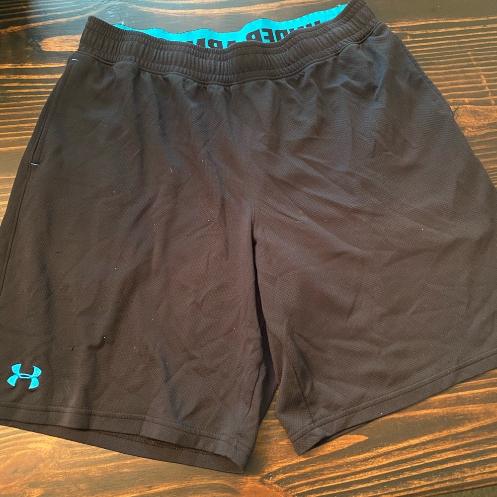 Men’s Athletic Shorts UA